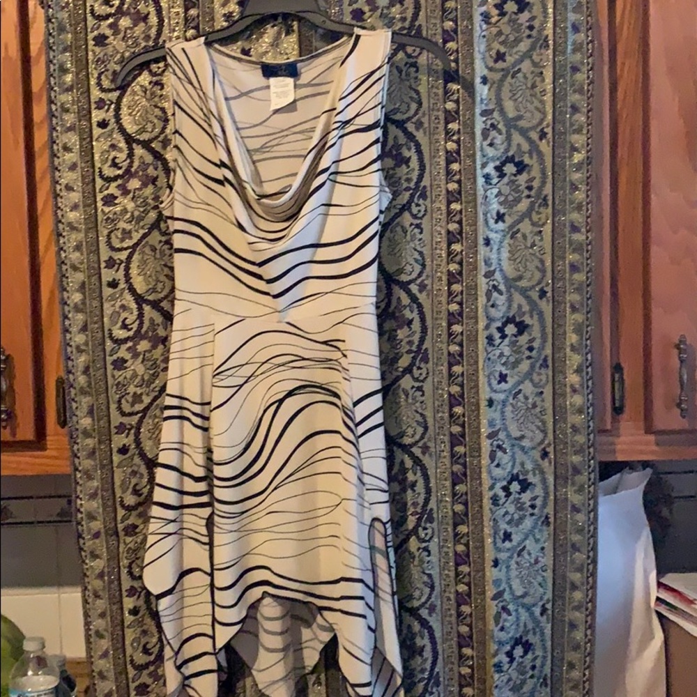 Women’s Marble Design Cream Dress